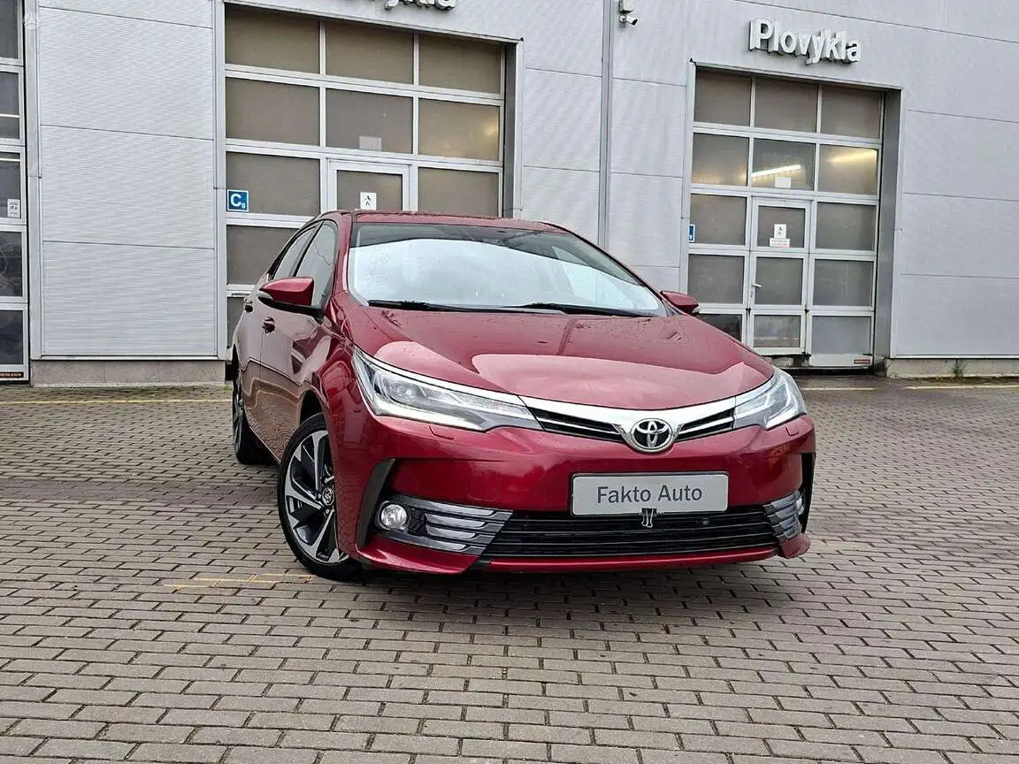 TOYOTA COROLLA