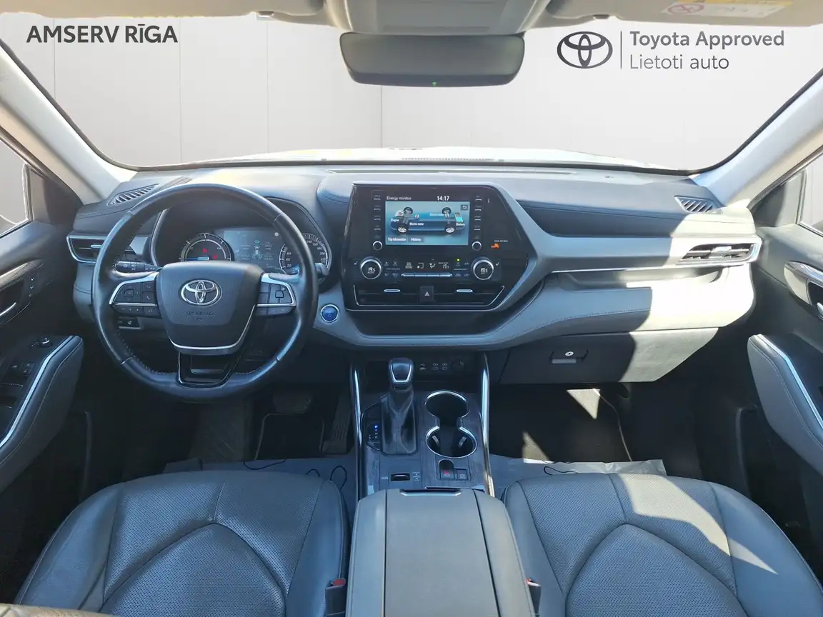 TOYOTA HIGHLANDER