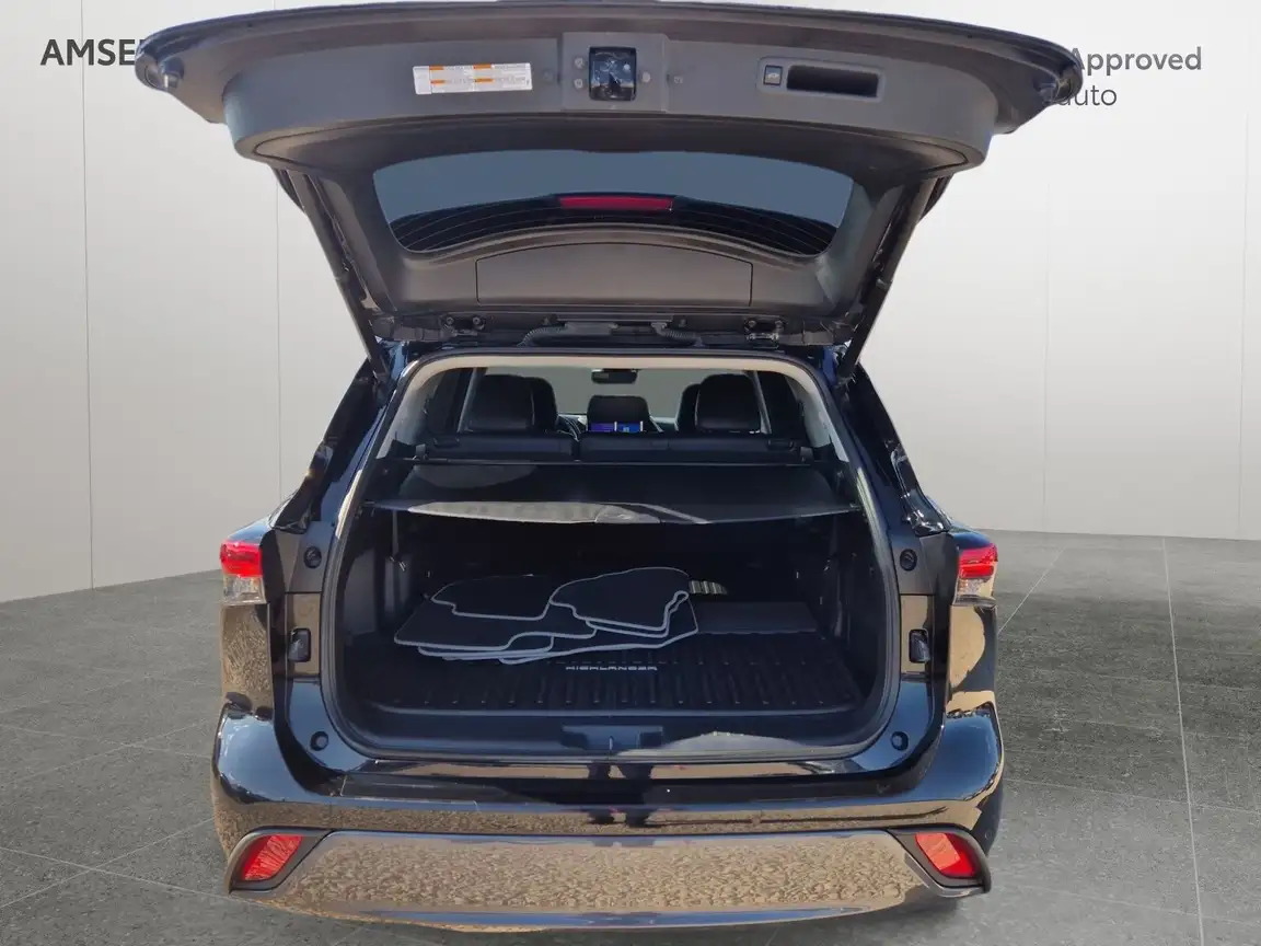 TOYOTA HIGHLANDER