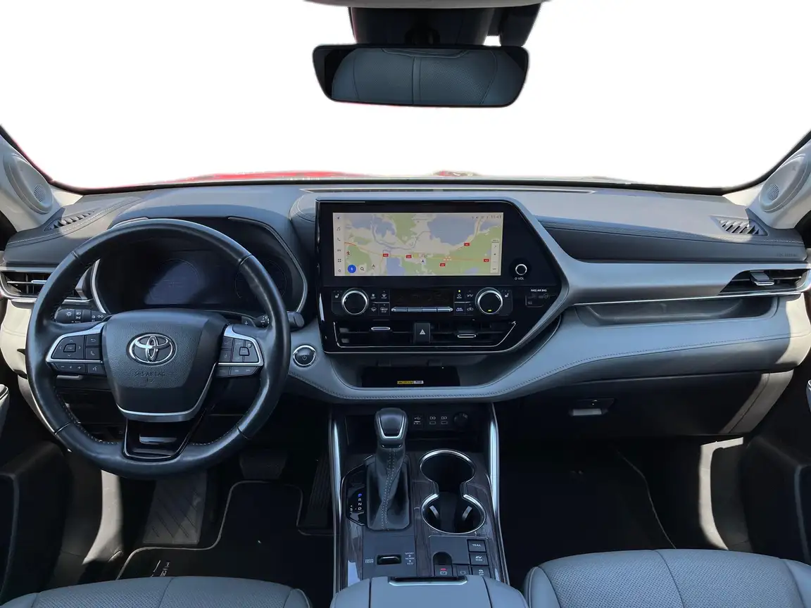 TOYOTA HIGHLANDER