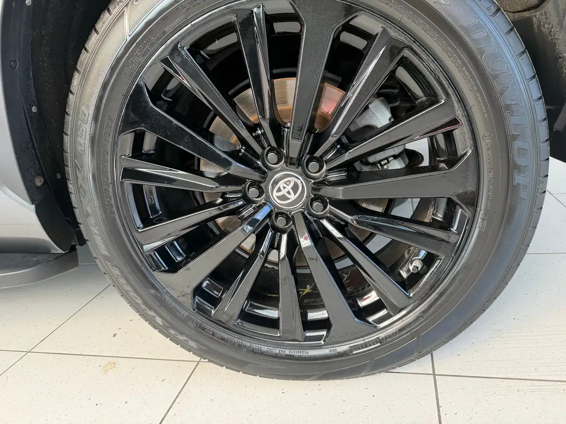 TOYOTA HIGHLANDER