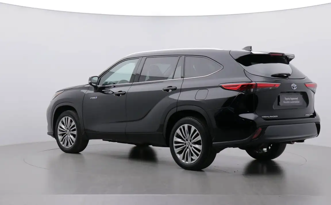 TOYOTA HIGHLANDER