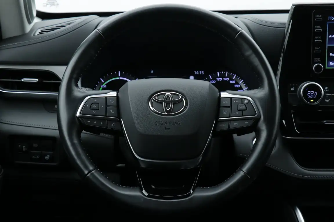 TOYOTA HIGHLANDER