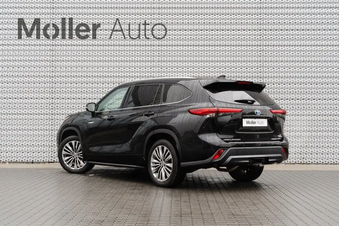 TOYOTA HIGHLANDER