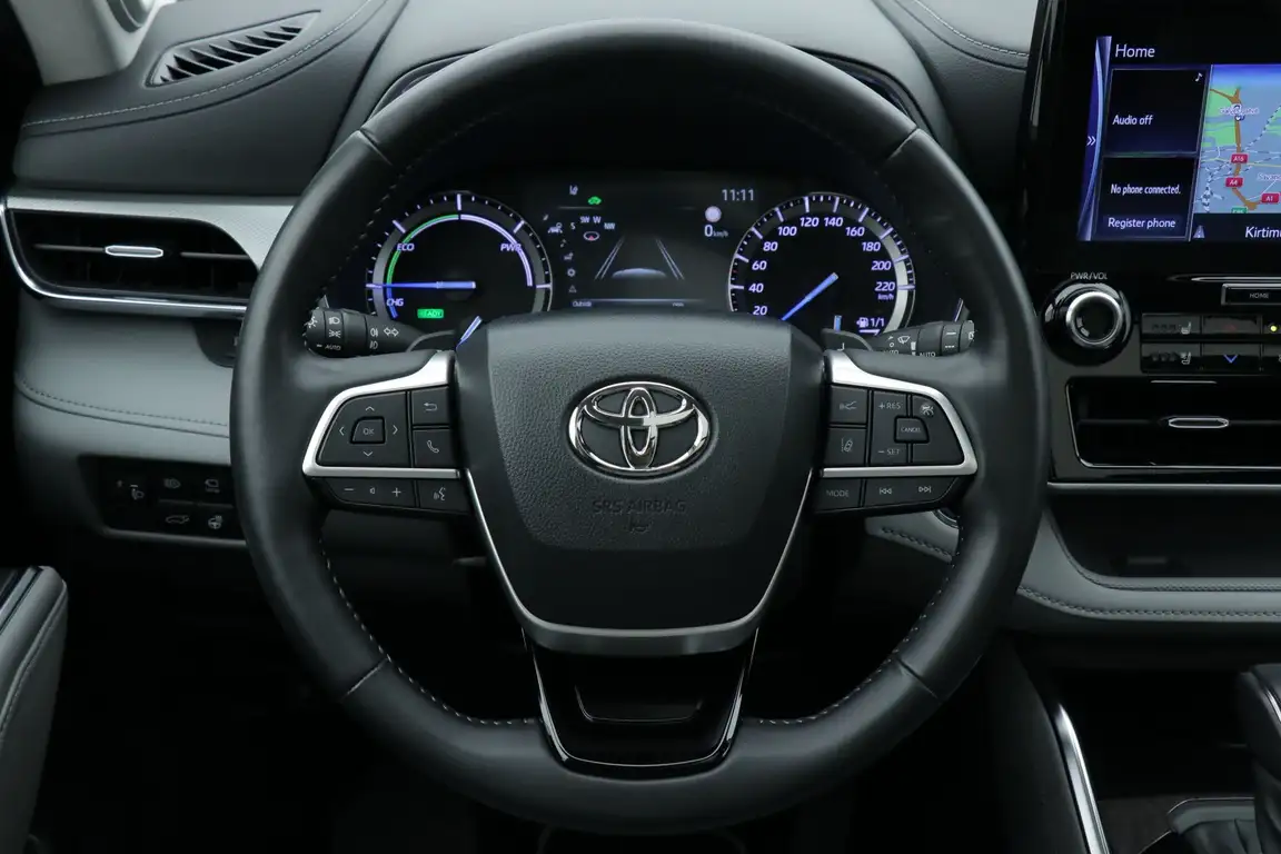 TOYOTA HIGHLANDER