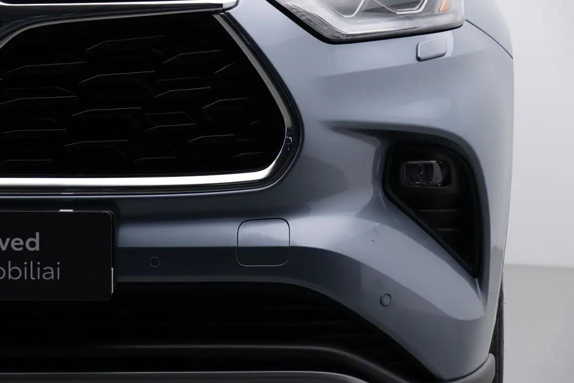 TOYOTA HIGHLANDER