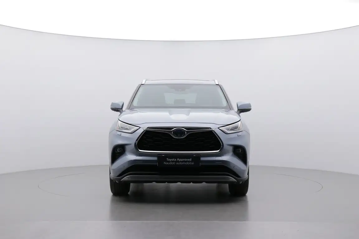 TOYOTA HIGHLANDER
