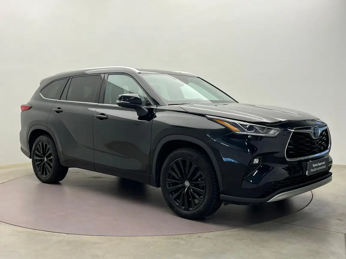 TOYOTA HIGHLANDER