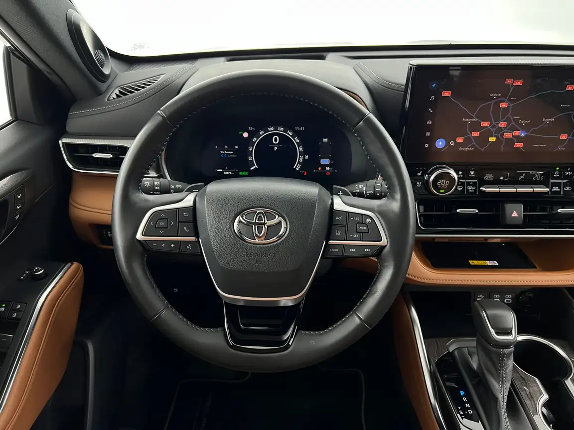TOYOTA HIGHLANDER