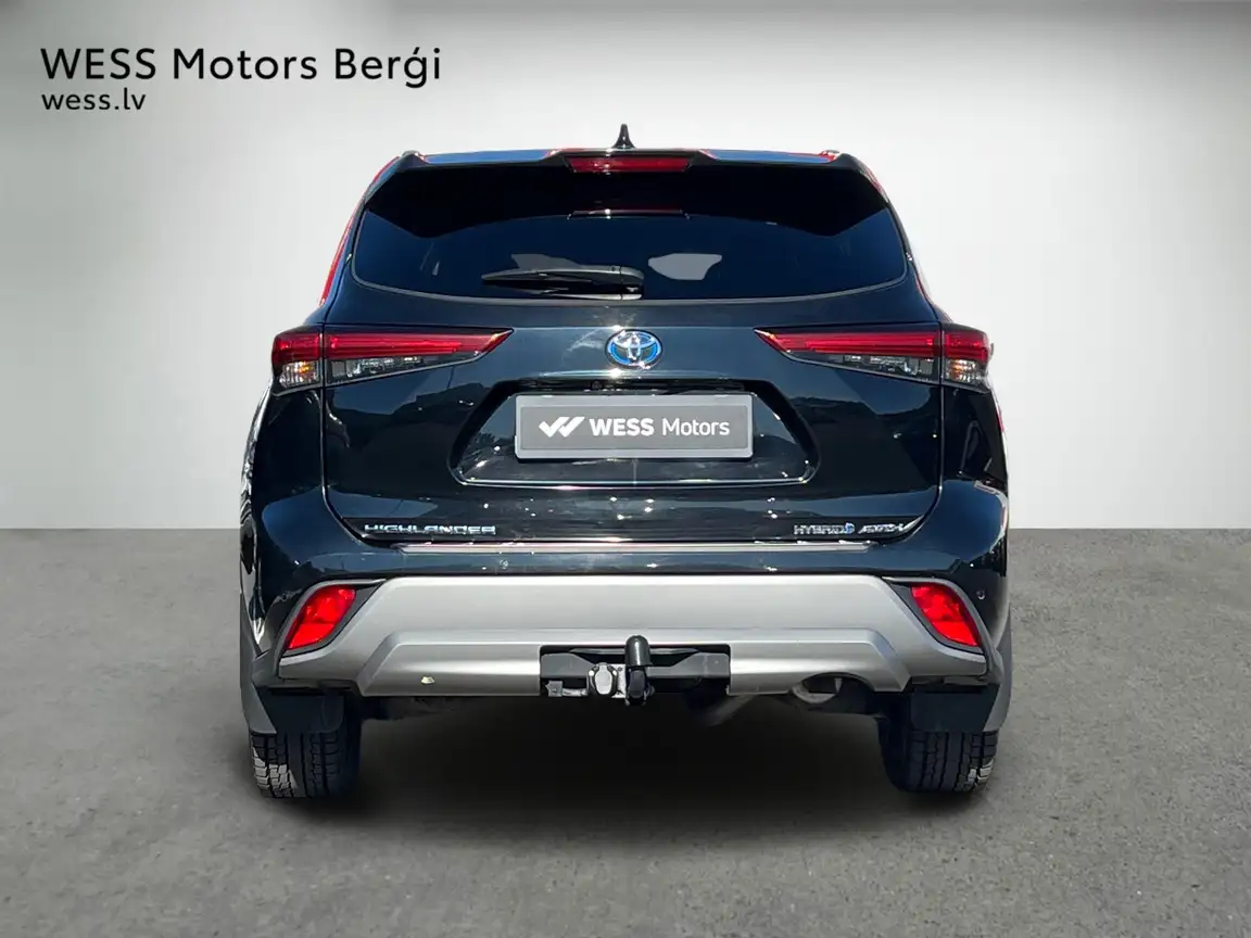 TOYOTA HIGHLANDER