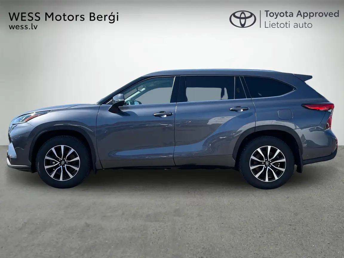 TOYOTA HIGHLANDER