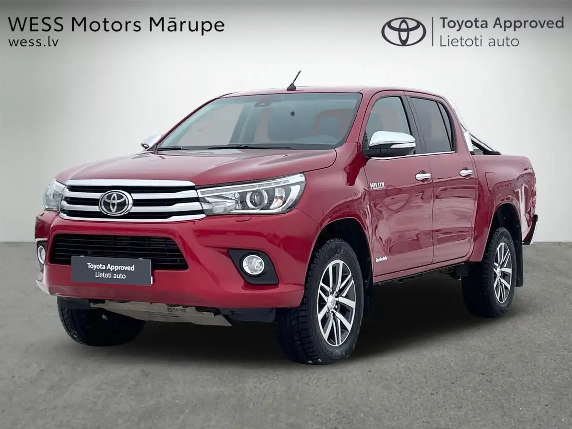 TOYOTA HILUX