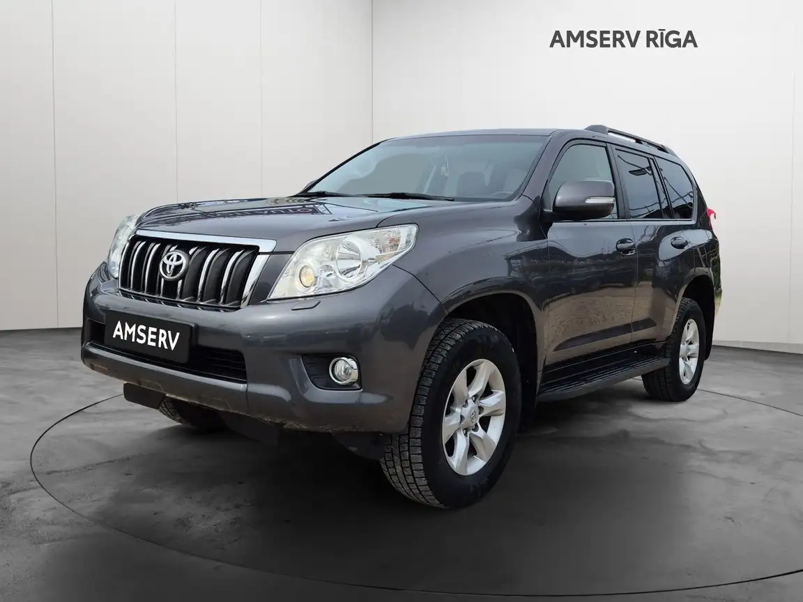 TOYOTA LAND CRUISER