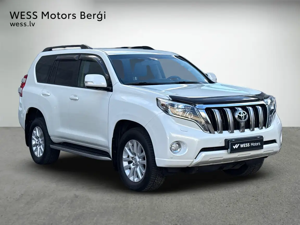 TOYOTA LAND CRUISER