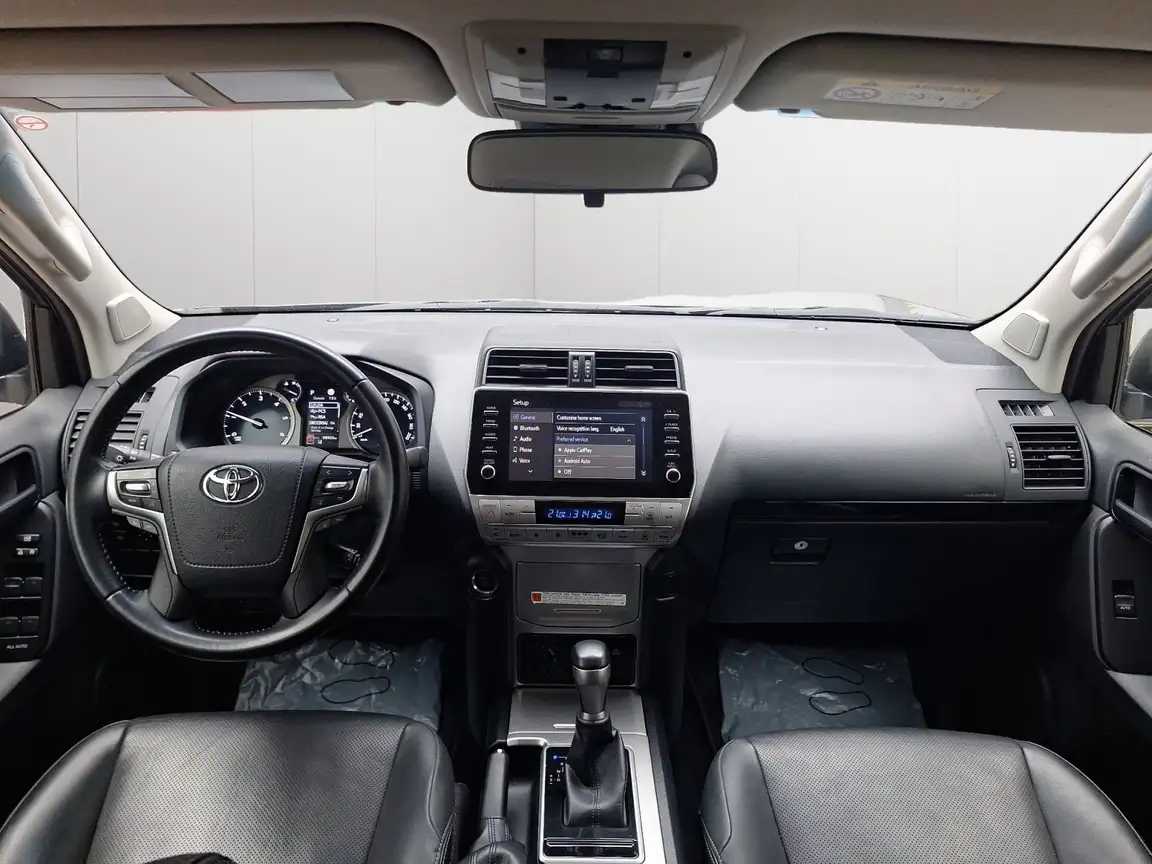TOYOTA LAND CRUISER