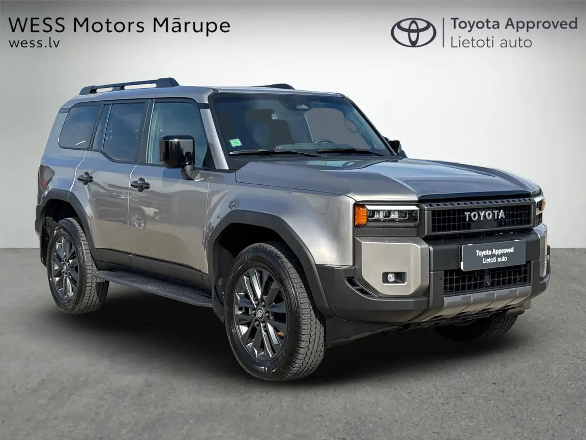 TOYOTA LAND CRUISER