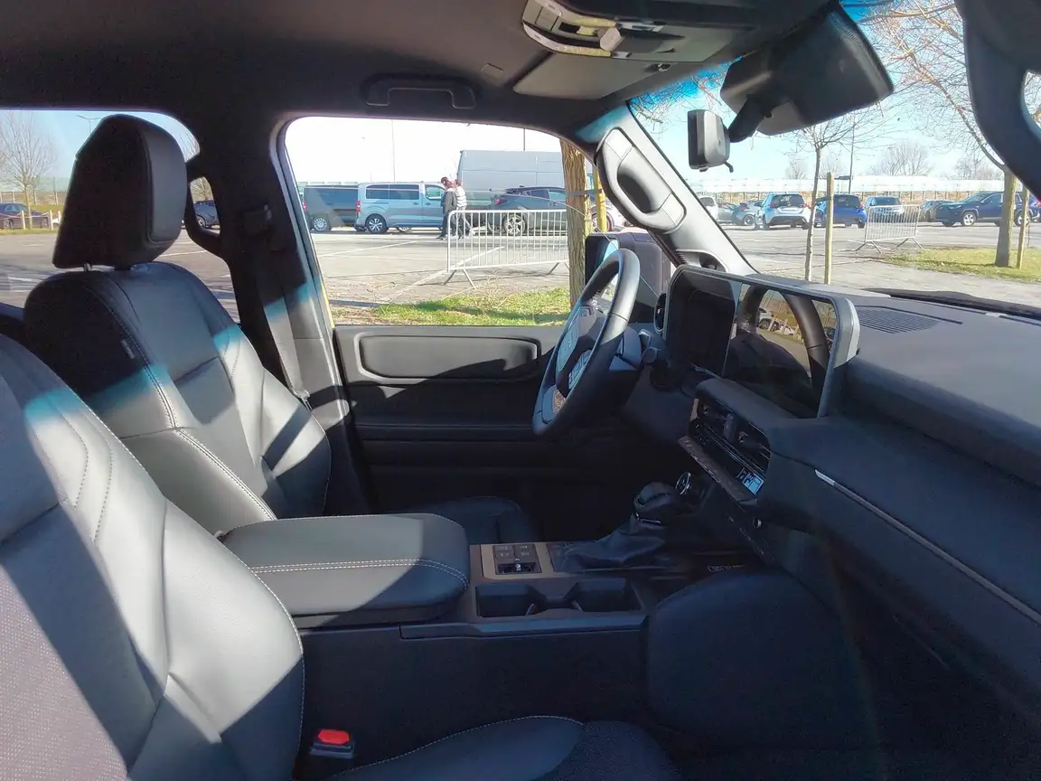 TOYOTA LAND CRUISER