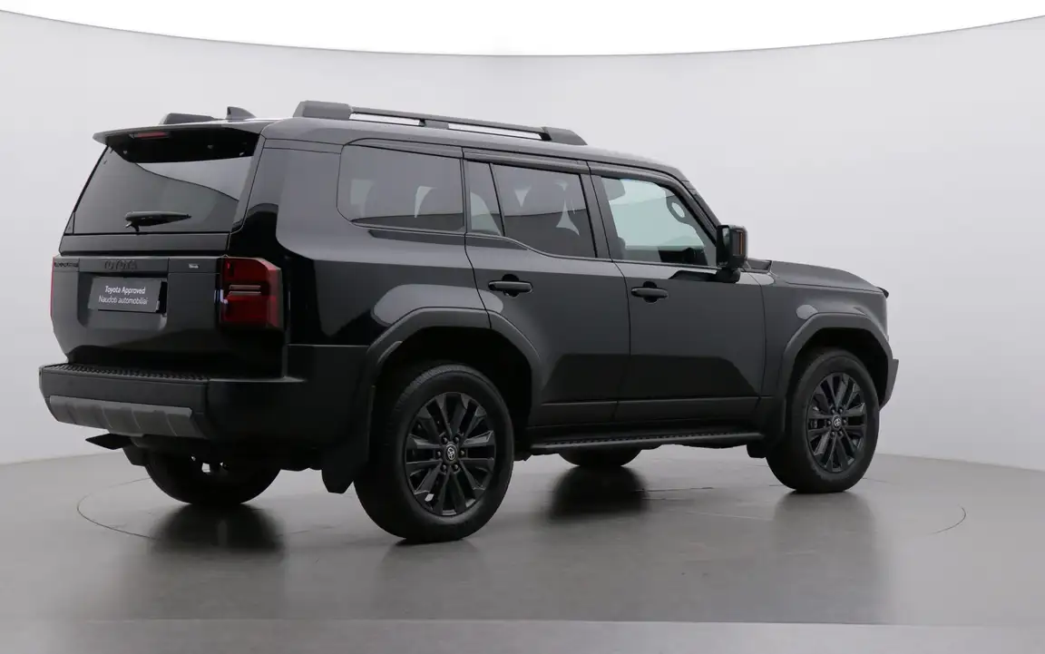 TOYOTA LAND CRUISER