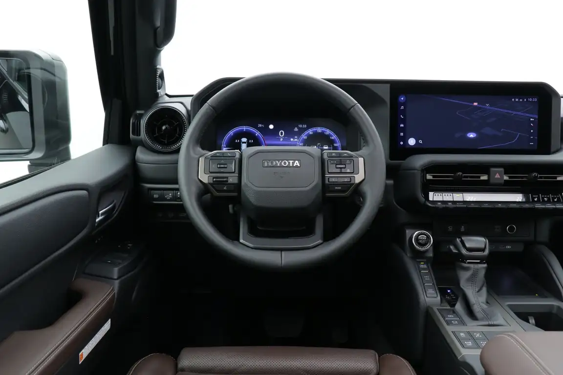 TOYOTA LAND CRUISER