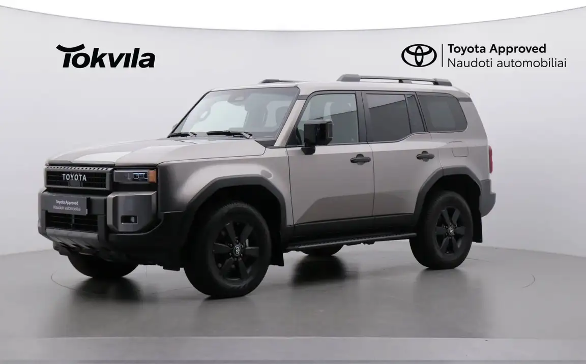 TOYOTA LAND CRUISER