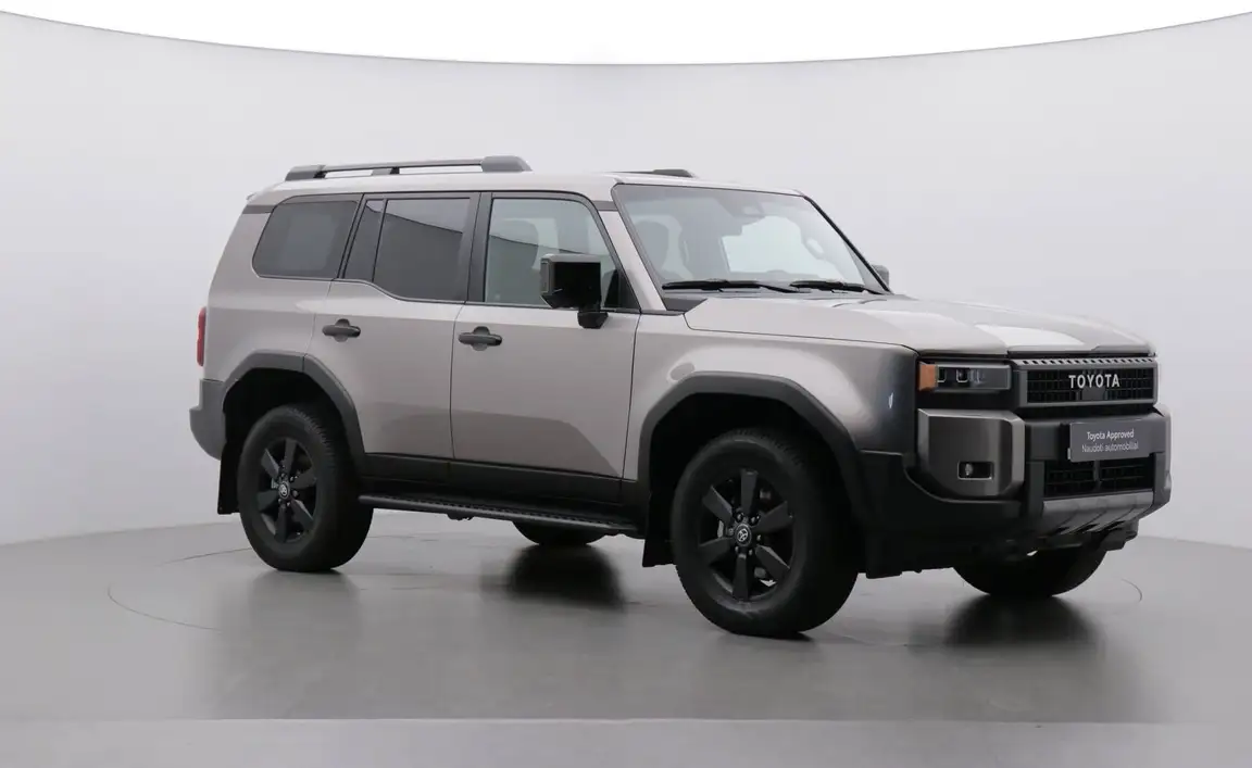 TOYOTA LAND CRUISER