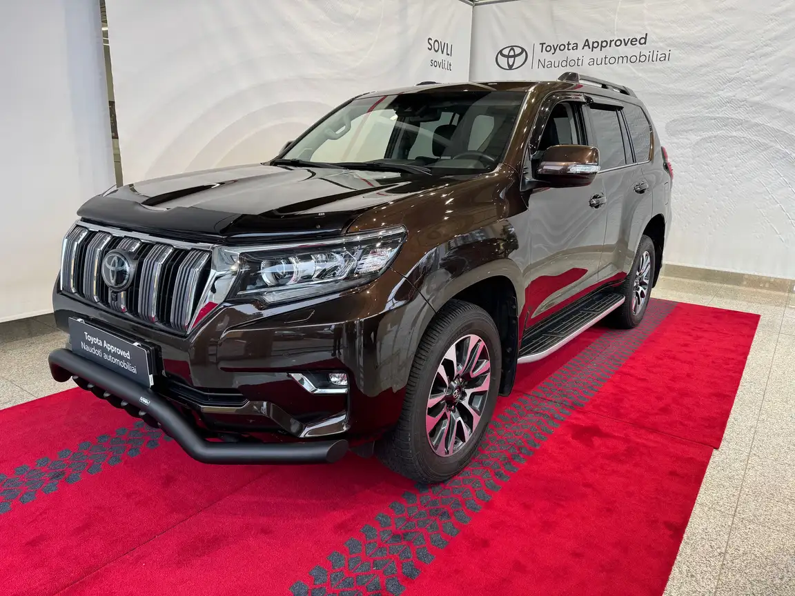 TOYOTA LAND CRUISER