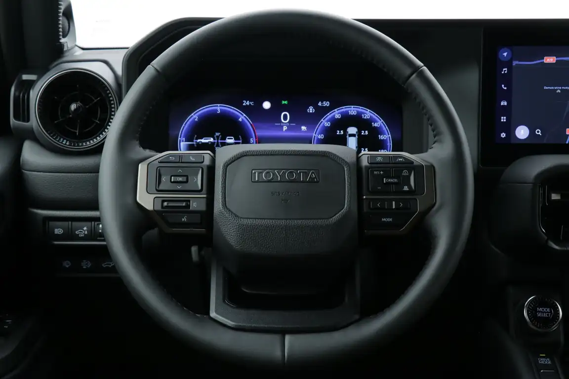 TOYOTA LAND CRUISER