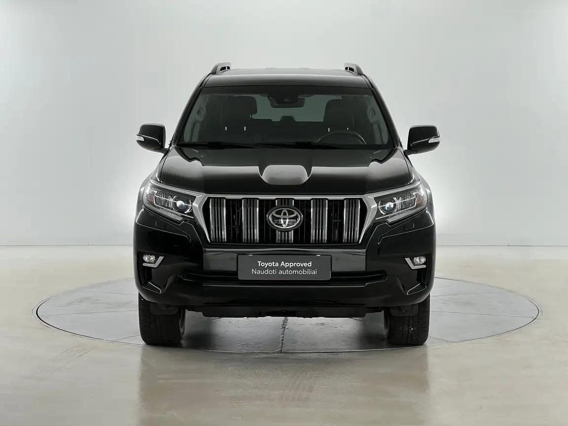 TOYOTA LAND CRUISER