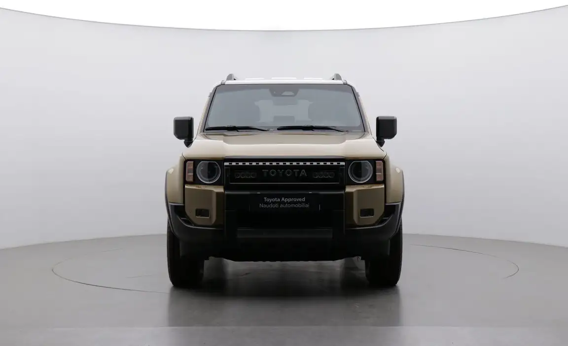 TOYOTA LAND CRUISER