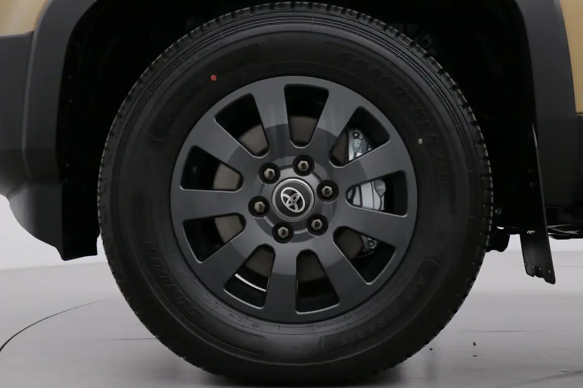 TOYOTA LAND CRUISER