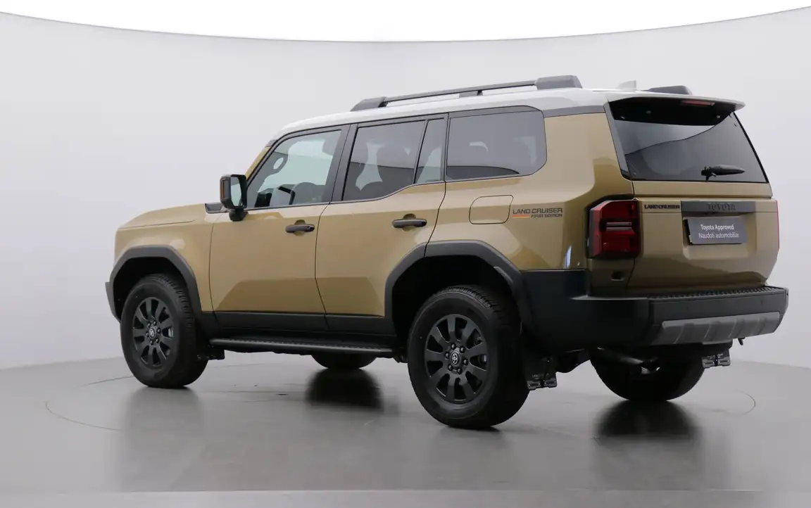 TOYOTA LAND CRUISER