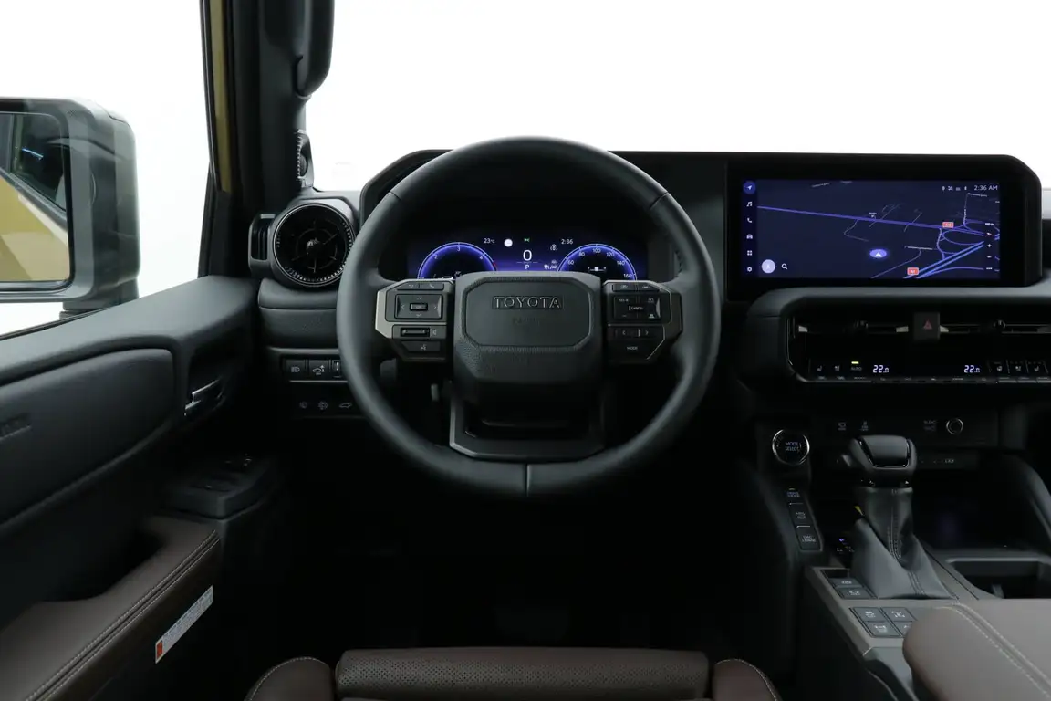 TOYOTA LAND CRUISER