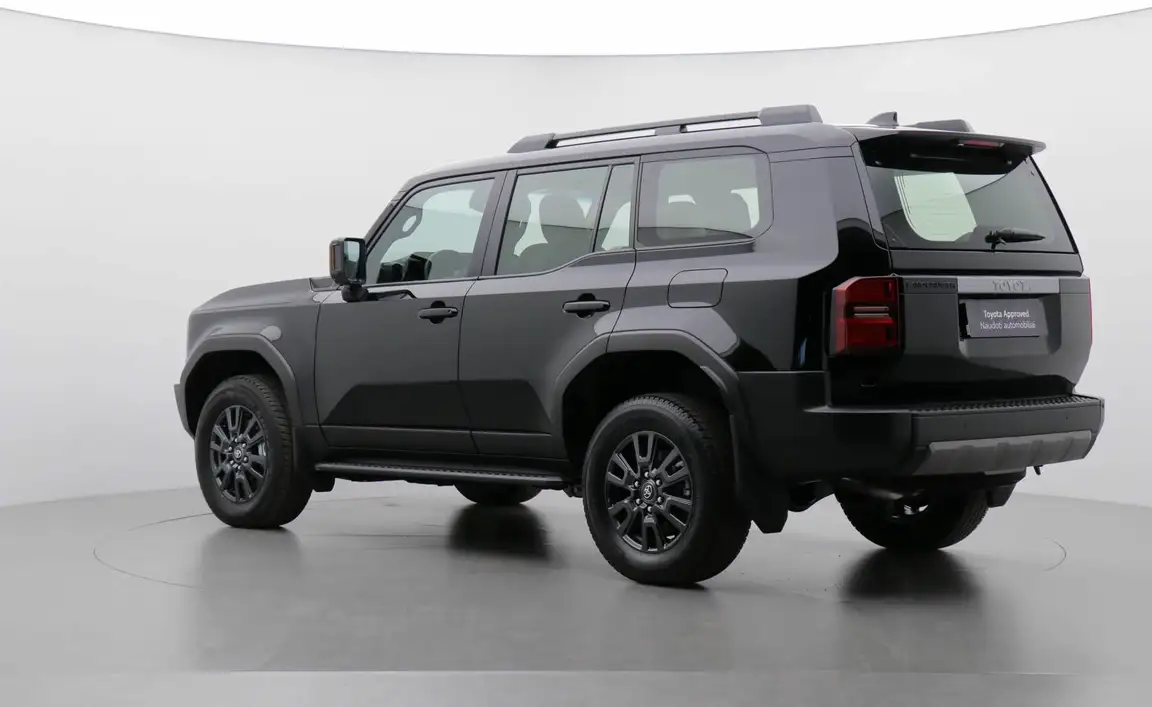 TOYOTA LAND CRUISER