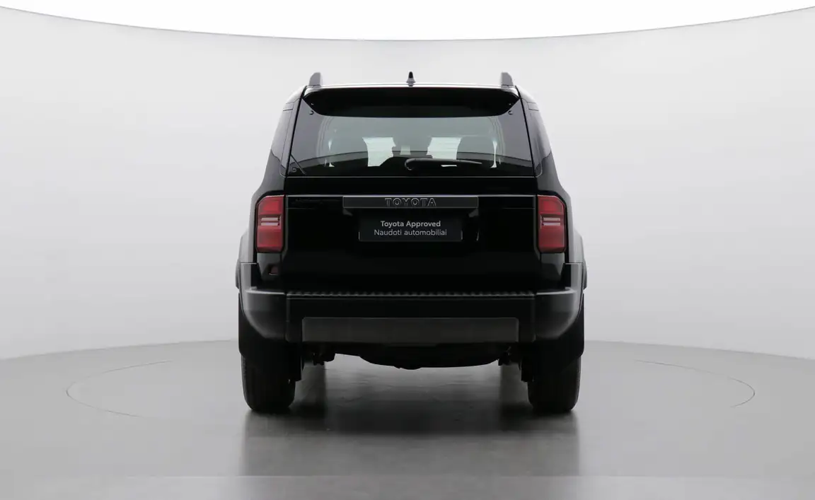 TOYOTA LAND CRUISER