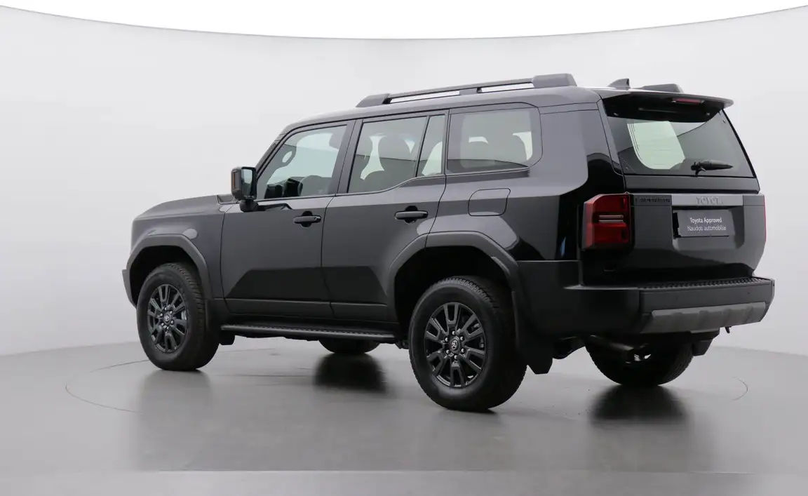 TOYOTA LAND CRUISER