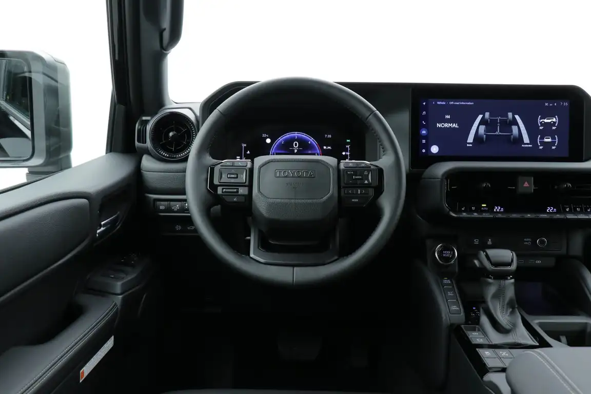 TOYOTA LAND CRUISER