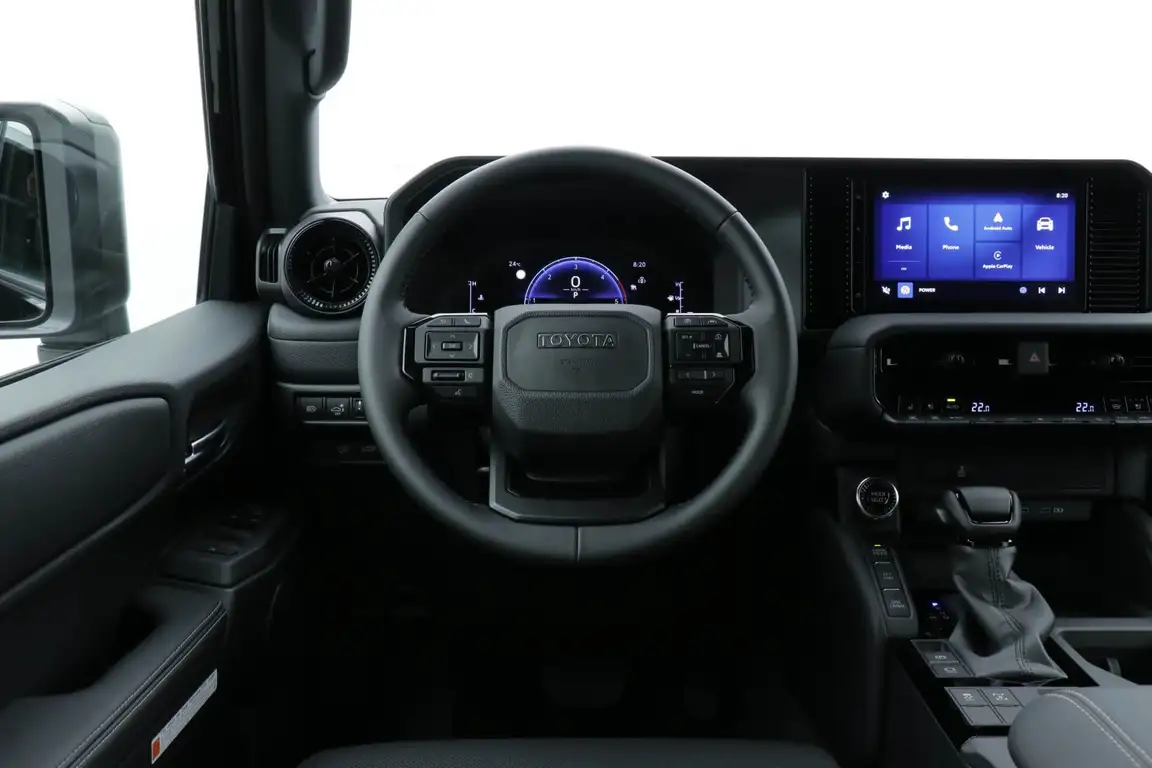 TOYOTA LAND CRUISER