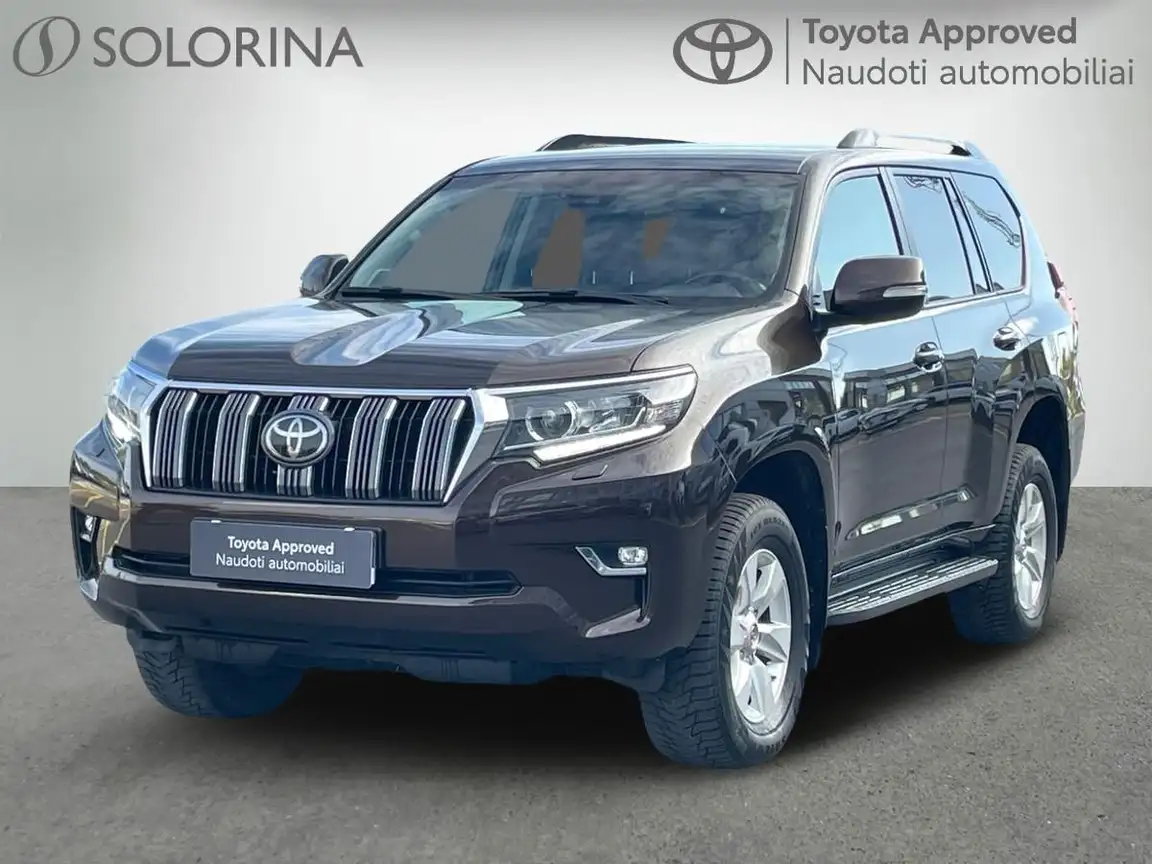 TOYOTA LAND CRUISER