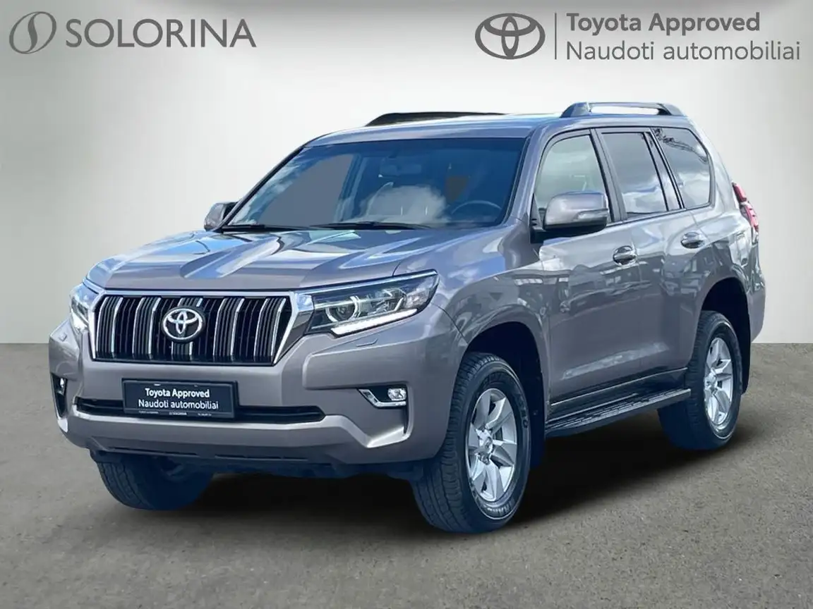 TOYOTA LAND CRUISER
