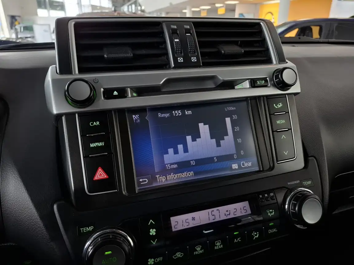 TOYOTA LAND CRUISER