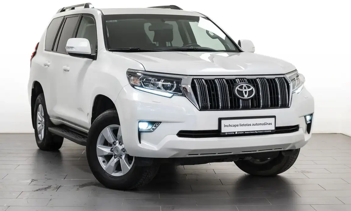 TOYOTA LAND CRUISER