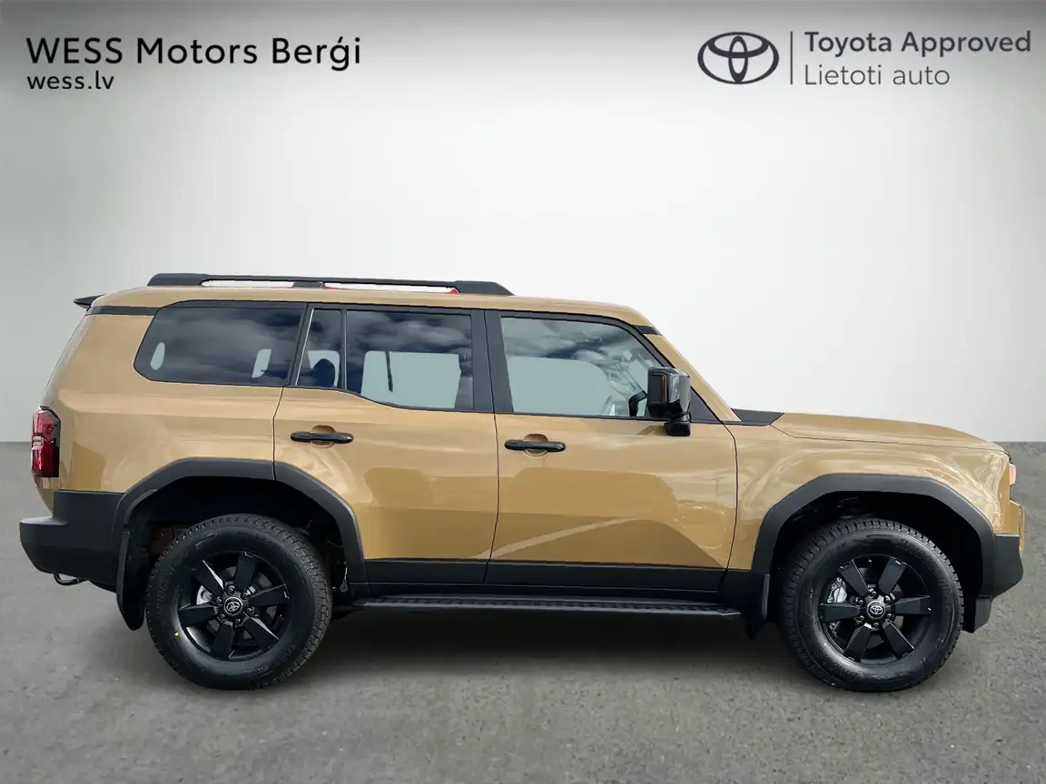 TOYOTA LAND CRUISER