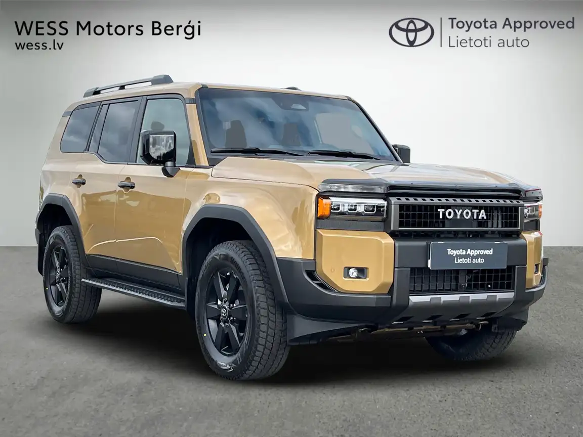 TOYOTA LAND CRUISER