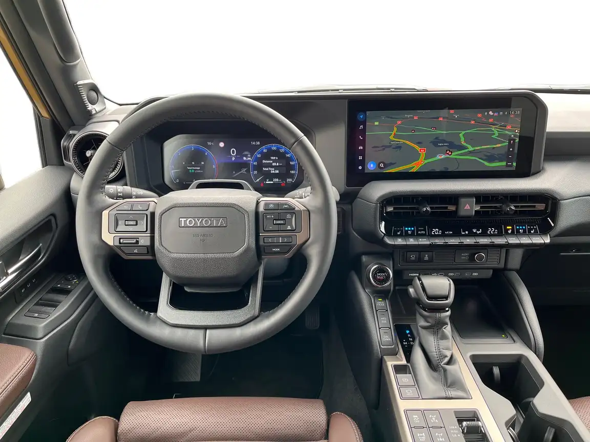 TOYOTA LAND CRUISER