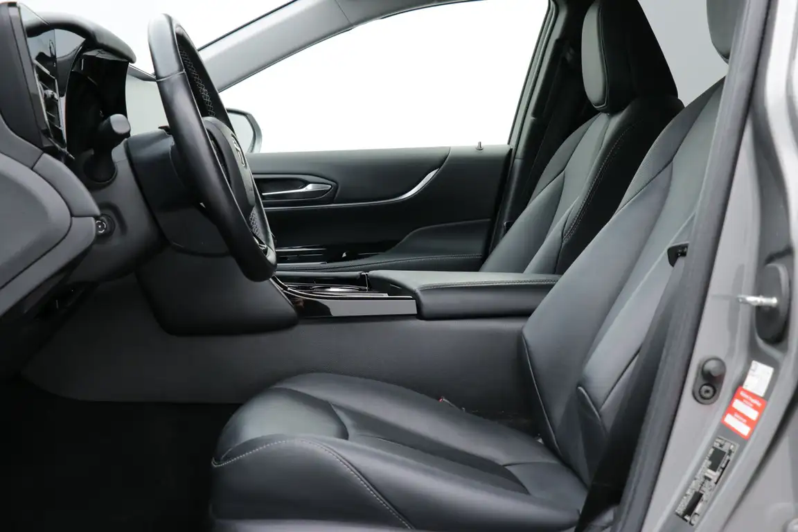 TOYOTA MIRAI