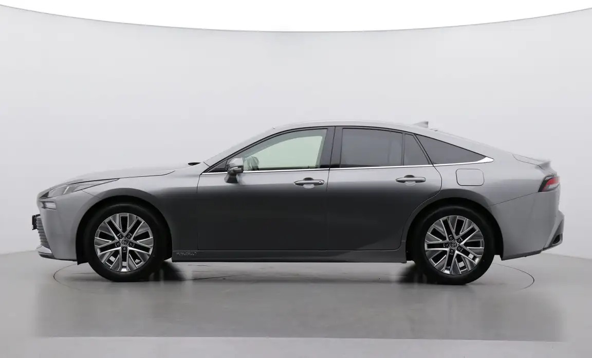 TOYOTA MIRAI