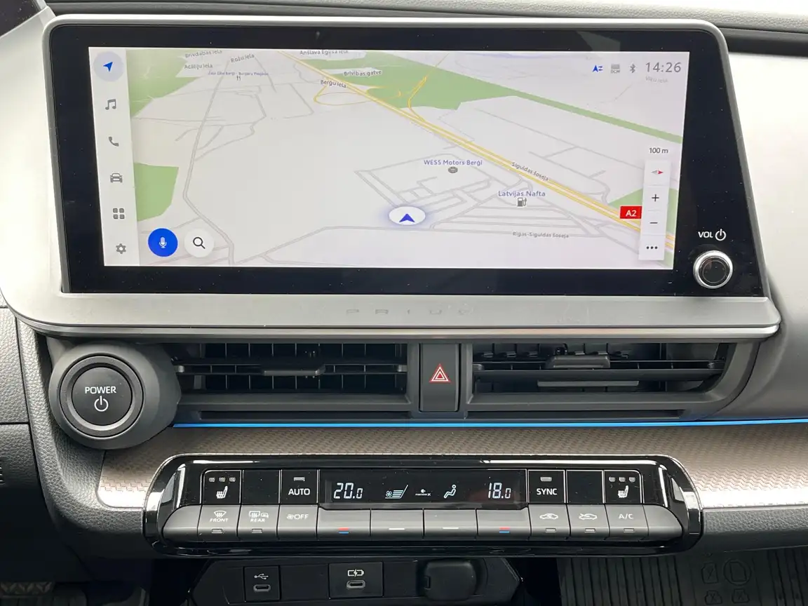 TOYOTA PRIUS