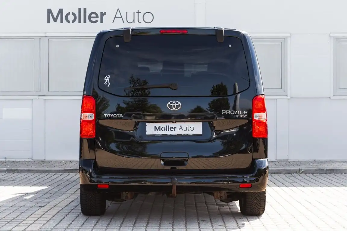 TOYOTA PROACE