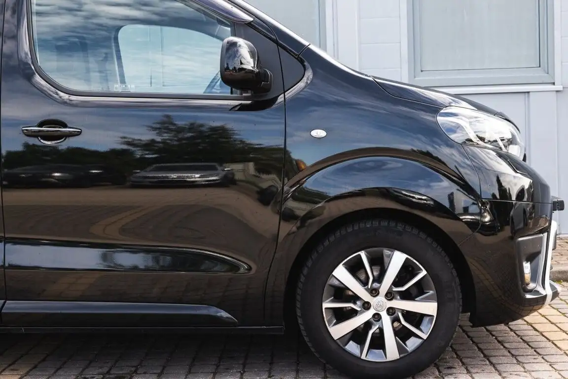 TOYOTA PROACE