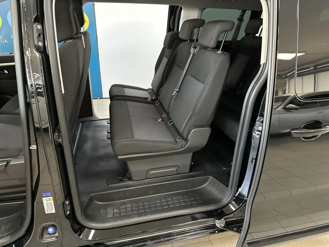 TOYOTA PROACE